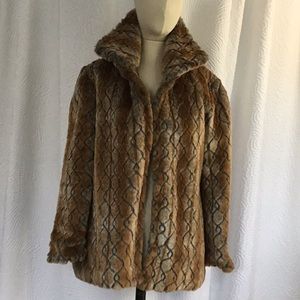 Super Fury winter Coat 💼👡